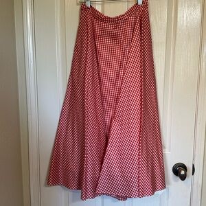Red and white gingham silk skirt. Size 8